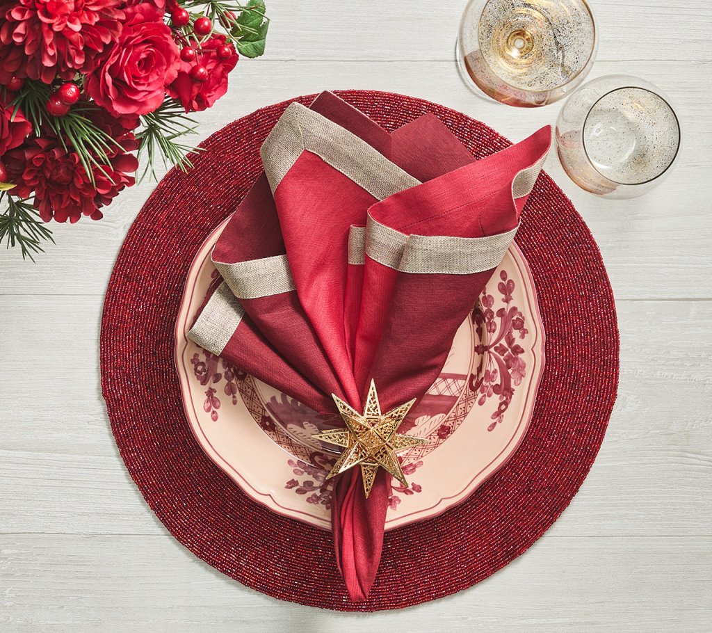 Dip Dye Napkins in Warm Tones Red and Burgundy - Set of 4