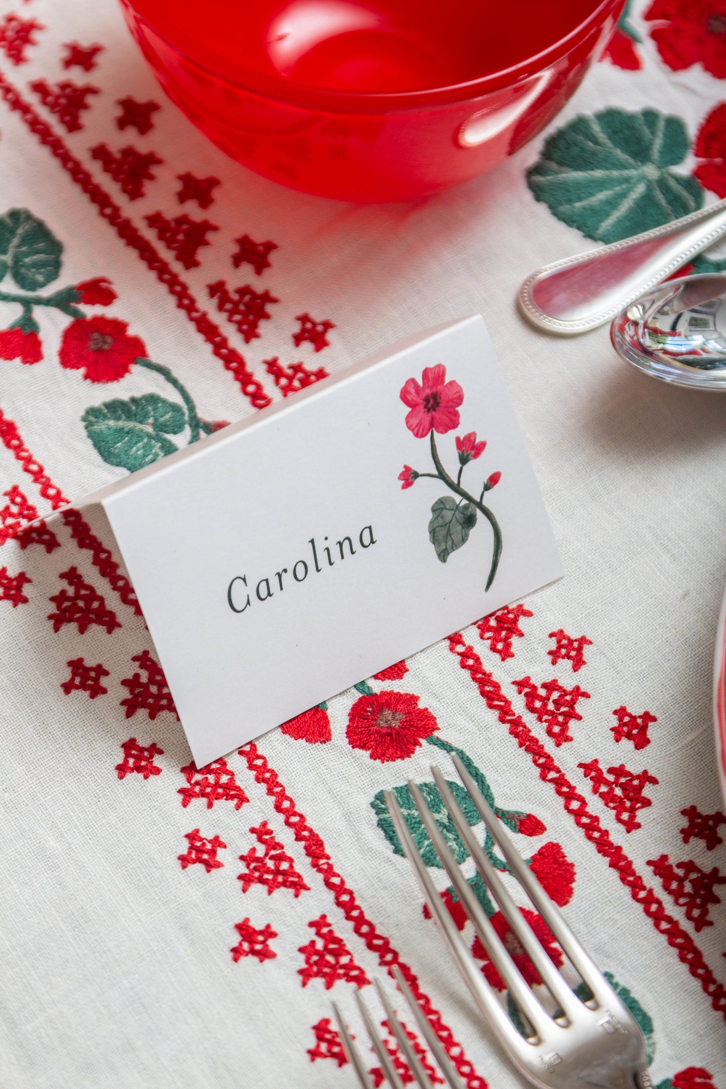 Geranio Embroidered Rectangular Tablecloth