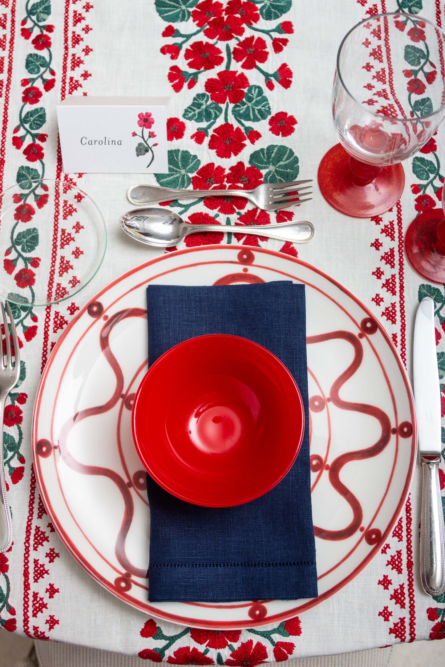 Geranio Embroidered Rectangular Tablecloth