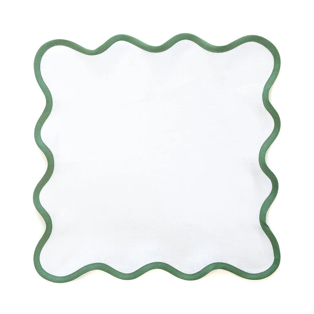 Scalloped Napkin in Lily White with Pine Green Trim Set of 4