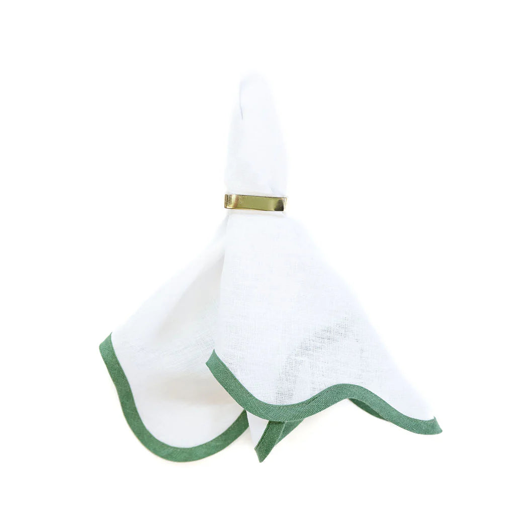 Scalloped Napkin in Lily White with Pine Green Trim Set of 4