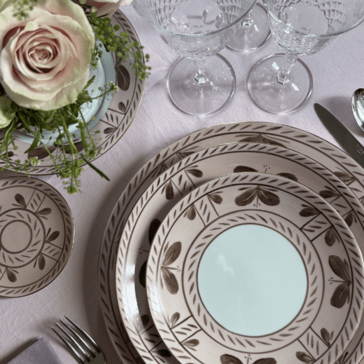 Sevilla Bread Plate - Pink