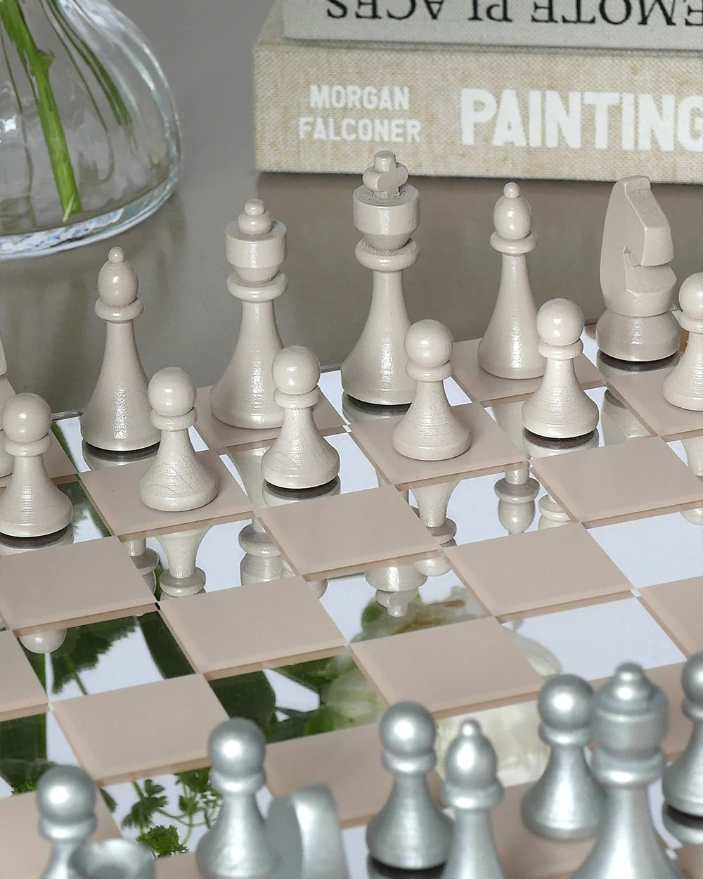 The Art of Chess - Mirror