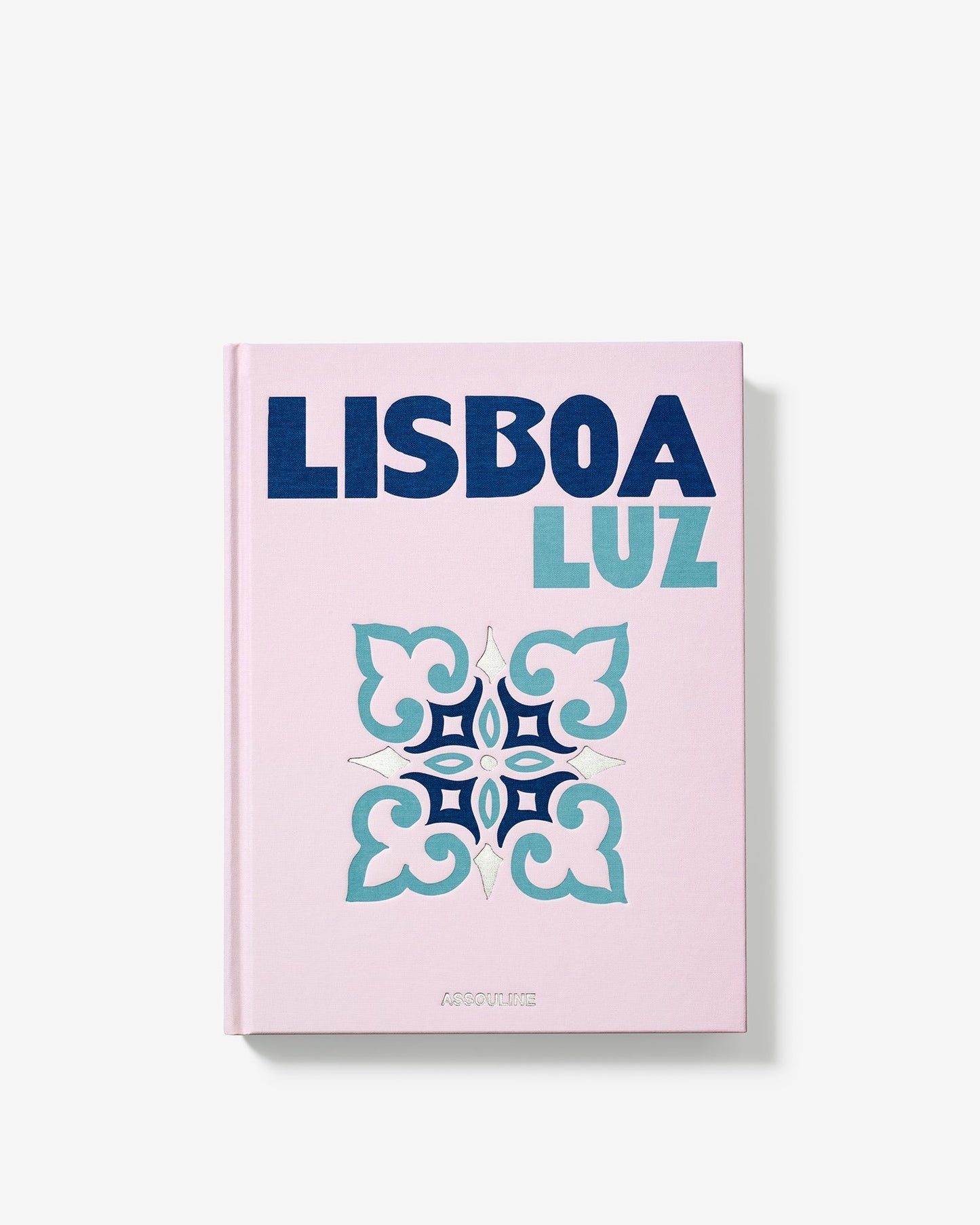 Lisboa Luz - Hosted by Kelly Gaudreau