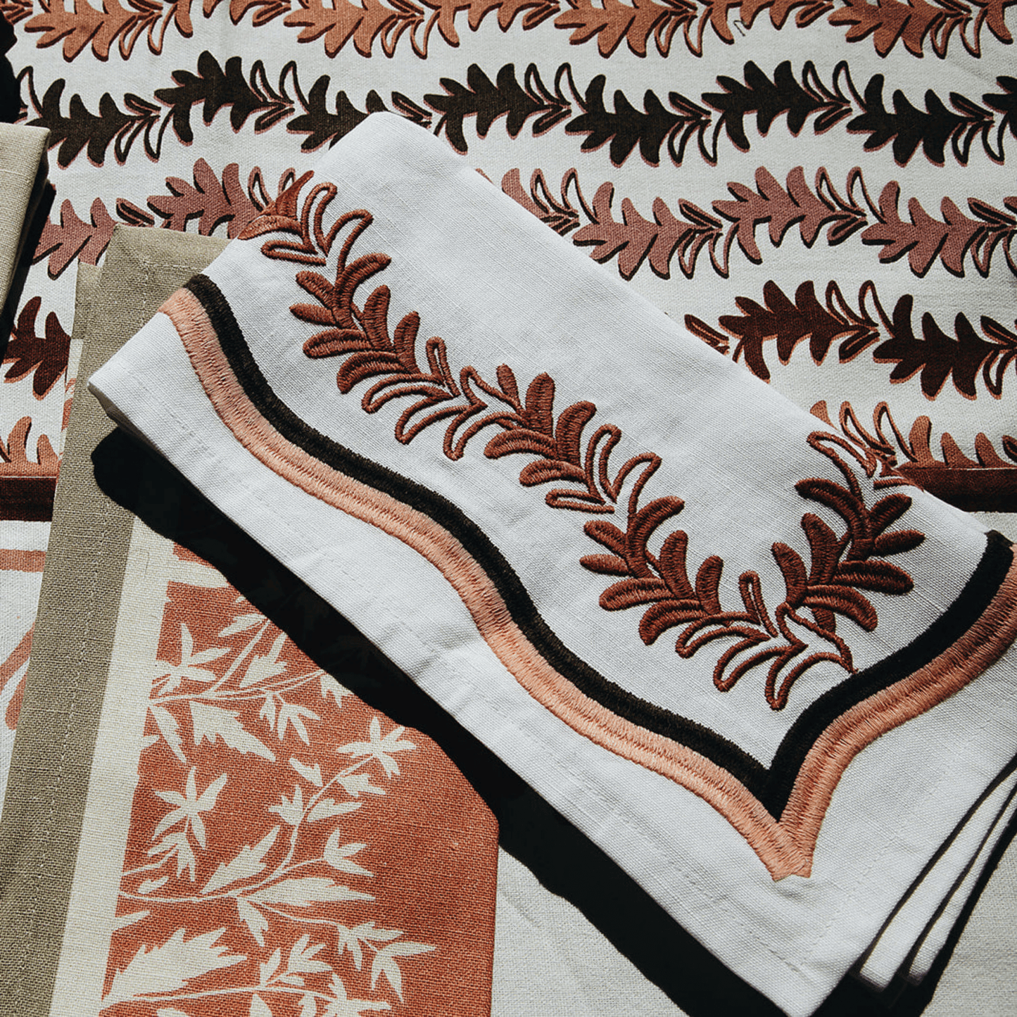 Palmerie Napkin - Set of 4 - Hosted by Kelly Gaudreau