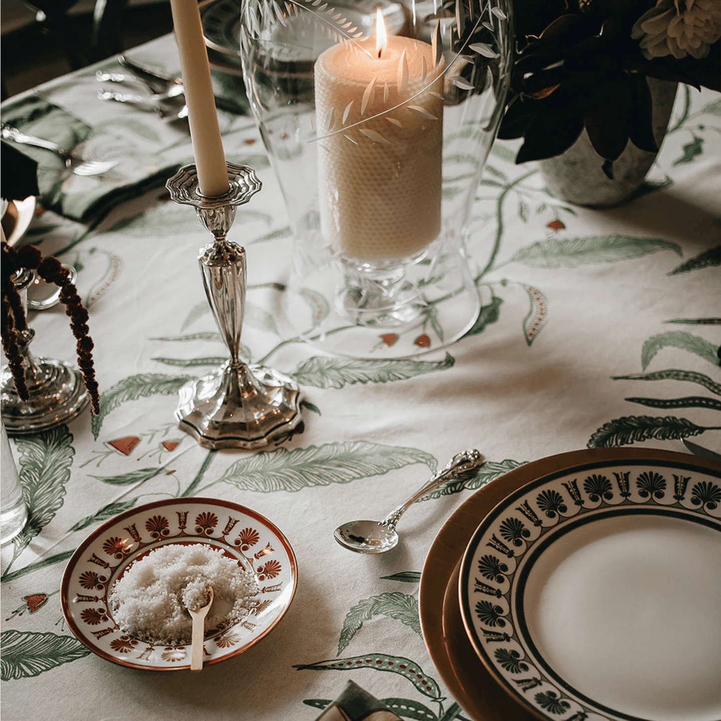 Tuileries Tablecloth - Hosted by Kelly Gaudreau