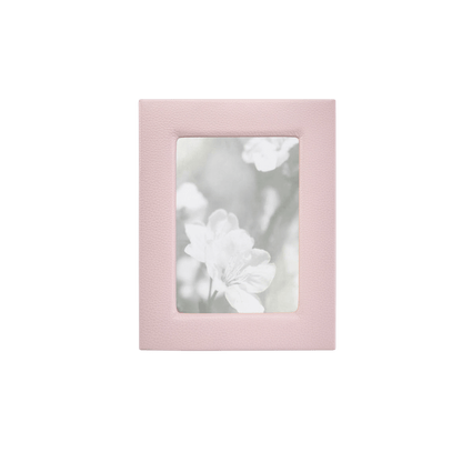 5" x 7" Pebble Grain Leather Studio Frame - Hosted by Kelly Gaudreau