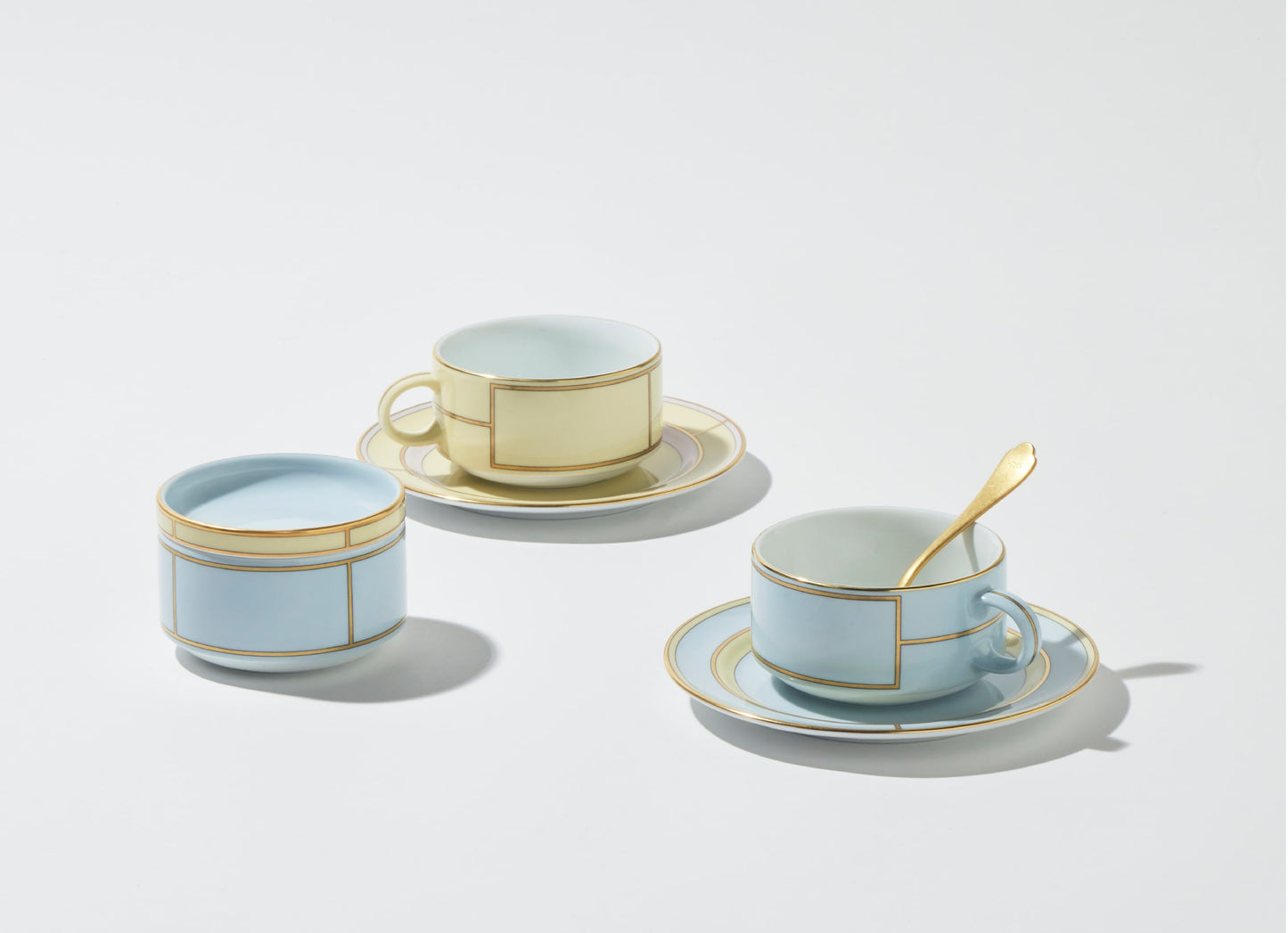 Light Blue Sugar Bowl with Lid | Diva