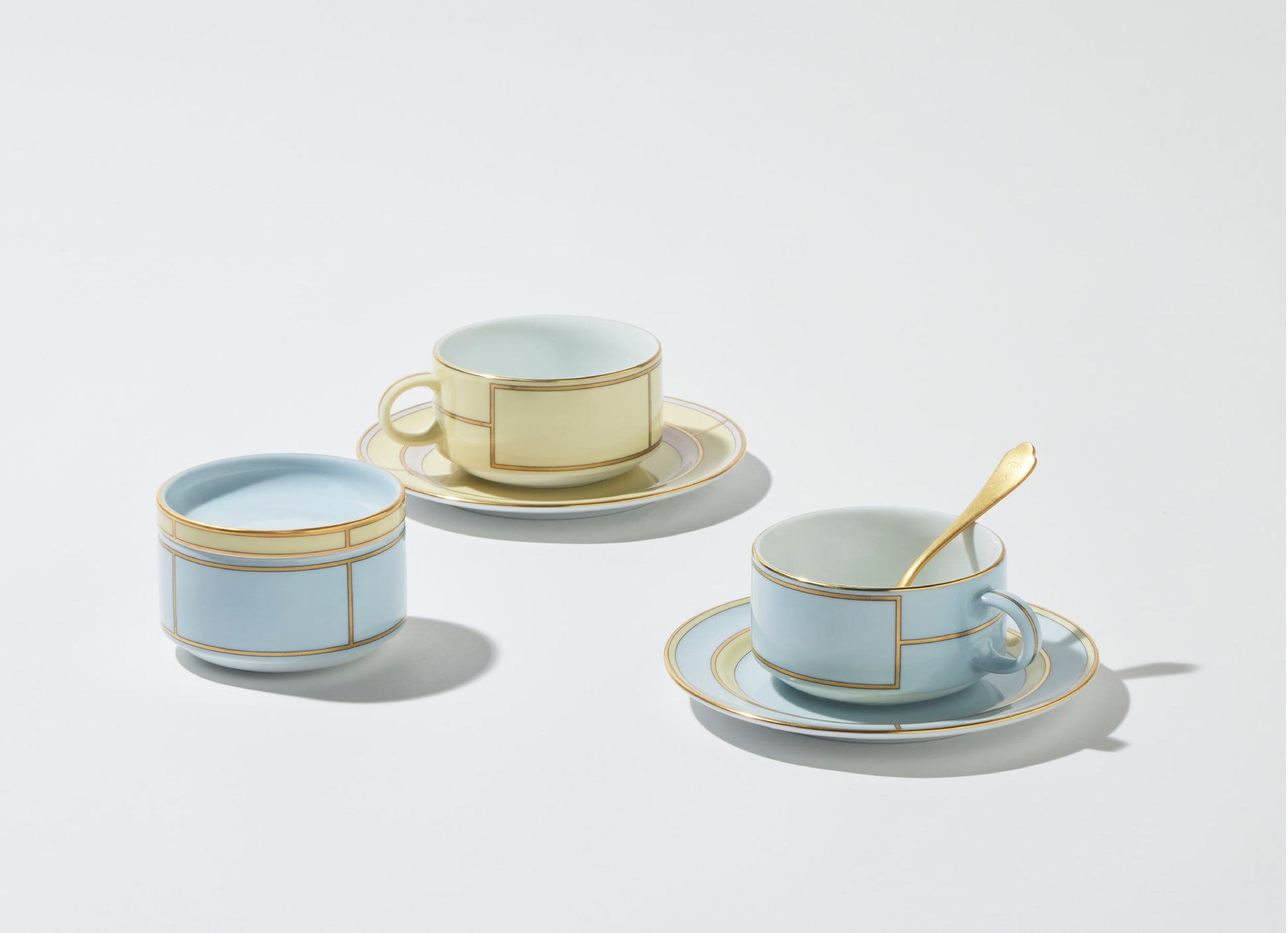 Light Blue Sugar Bowl with Lid | Diva