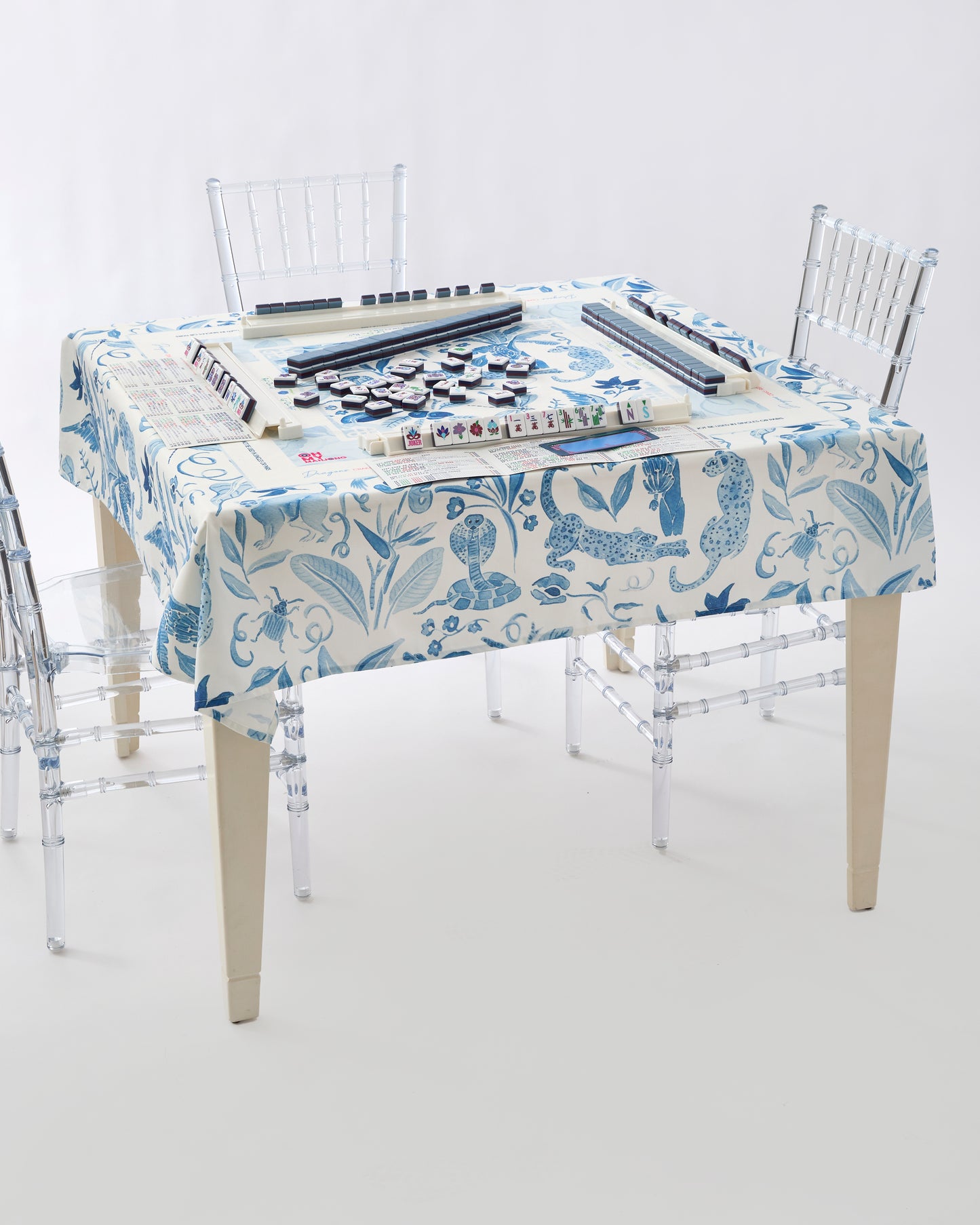 Amazon Blue Instructional Mahjong Tablecloth