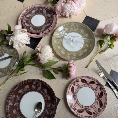 Sevilla Charger Plate - Brown