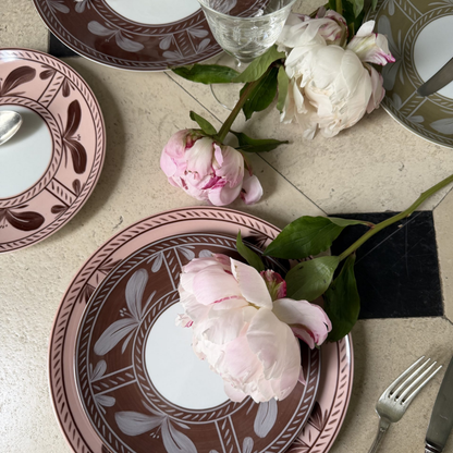 Sevilla Dinner Plate - Brown