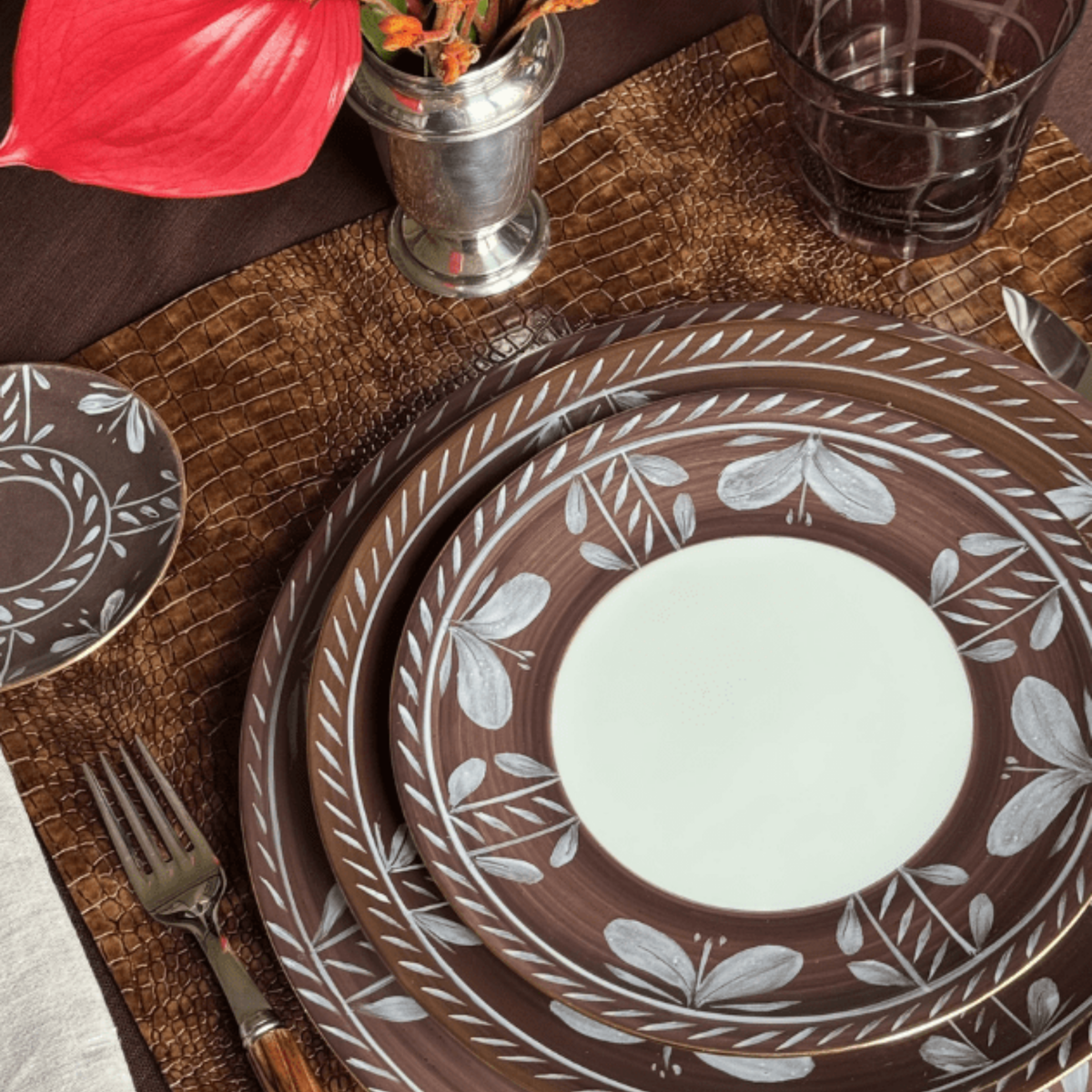 Sevilla Dinner Plate - Brown
