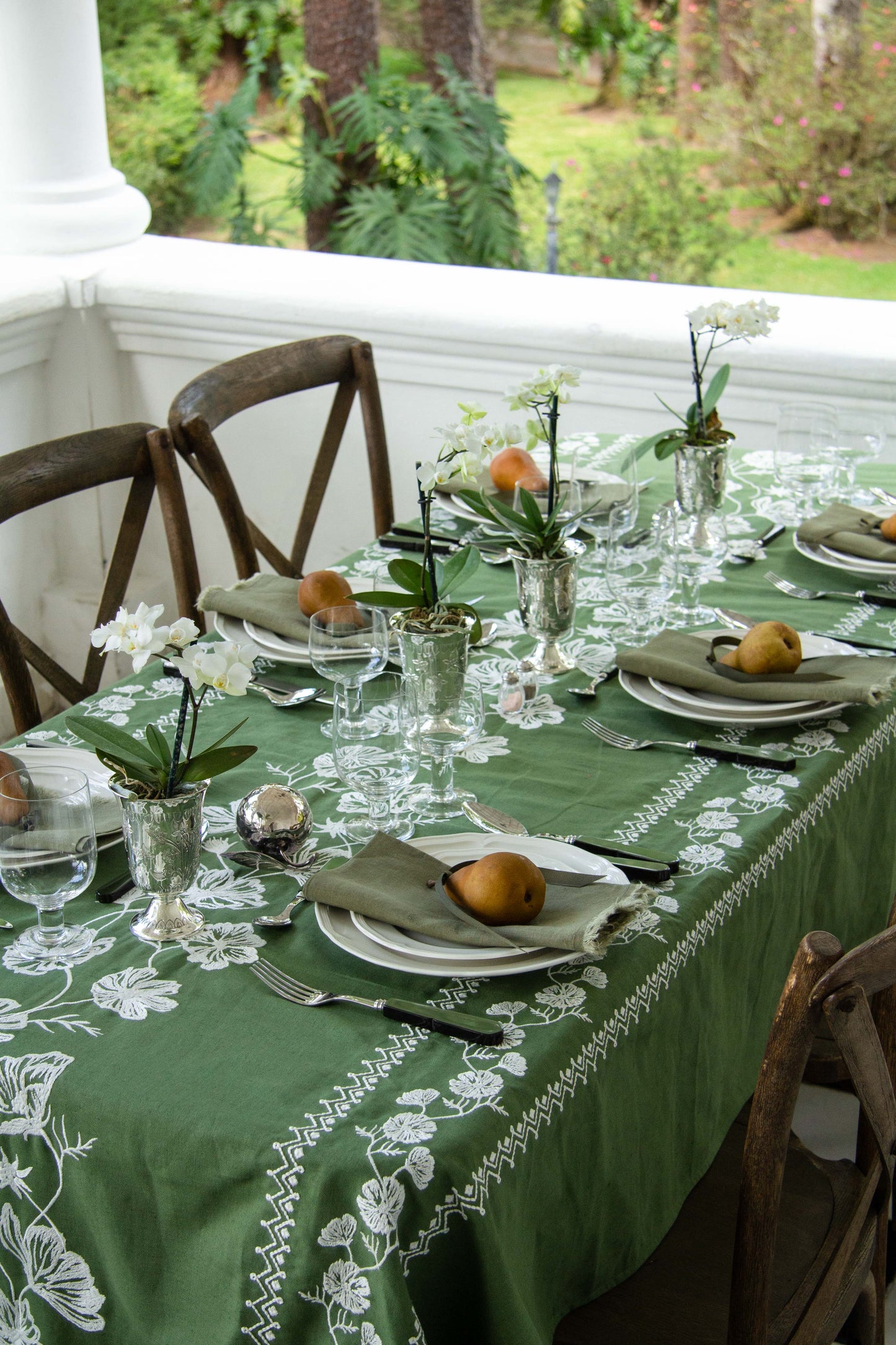 Cosmo Green Emboridered Rectangular Tablecloth