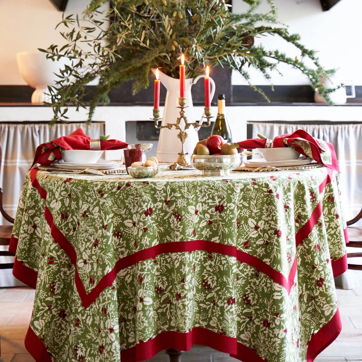 French Tablecloth Baies de Houx Red & Green Square