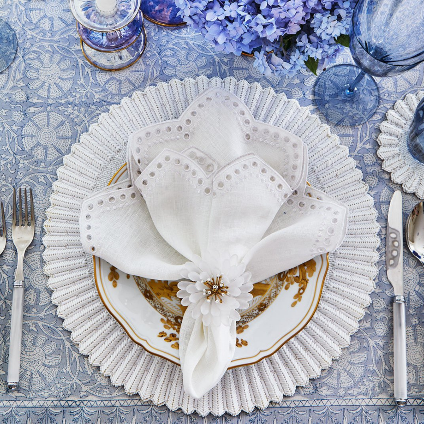 Tapestry Napkin in White - Set of 4