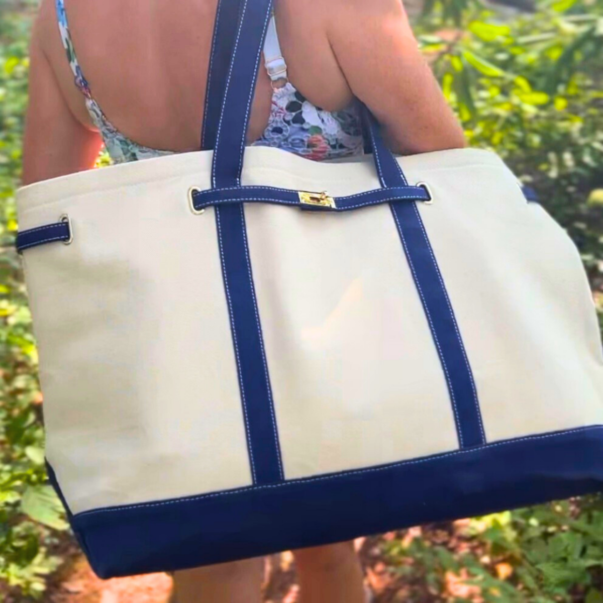 Charleston Extra Large Carryall Tote - Navy