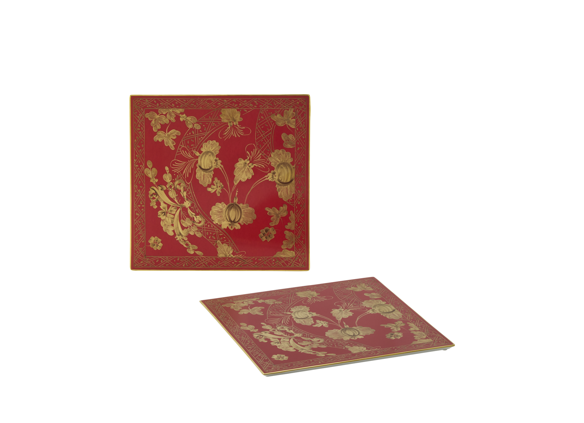 Set of 2 square porcelain placemats in Rubrum from the Oriente Italiano Gold Collection, featuring a red floral Garofano (Carnation) design with hand-painted pure gold accents.