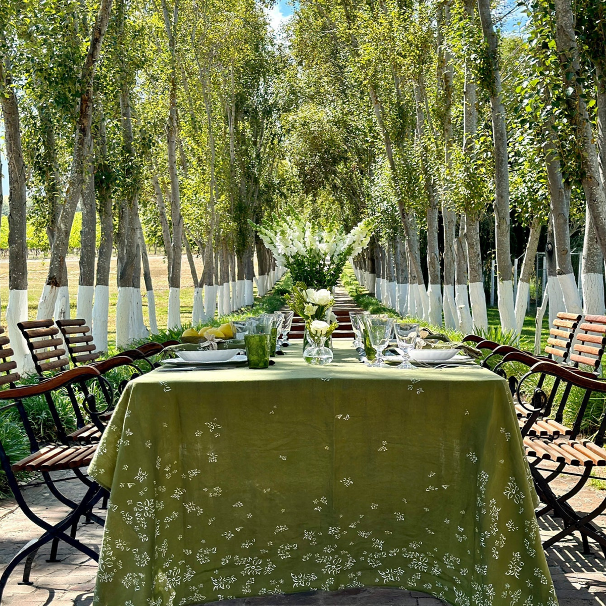 Falling Flower Linen Tablecloth - Avocado Green