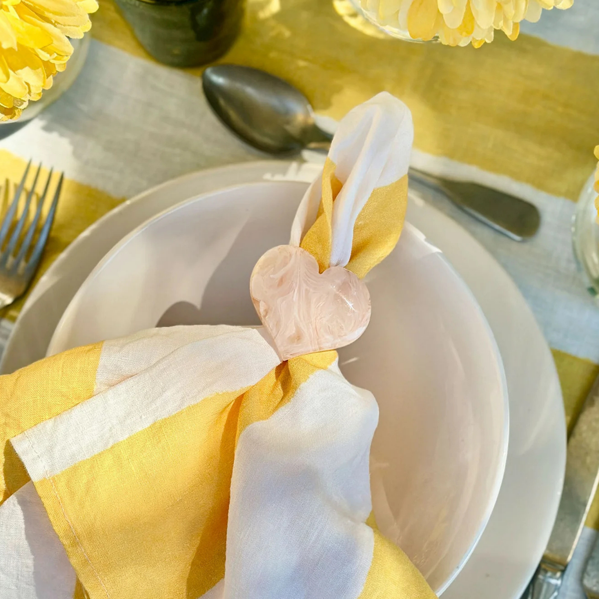 Set of 4 Heart Resin Napkin Rings - Rose Pink