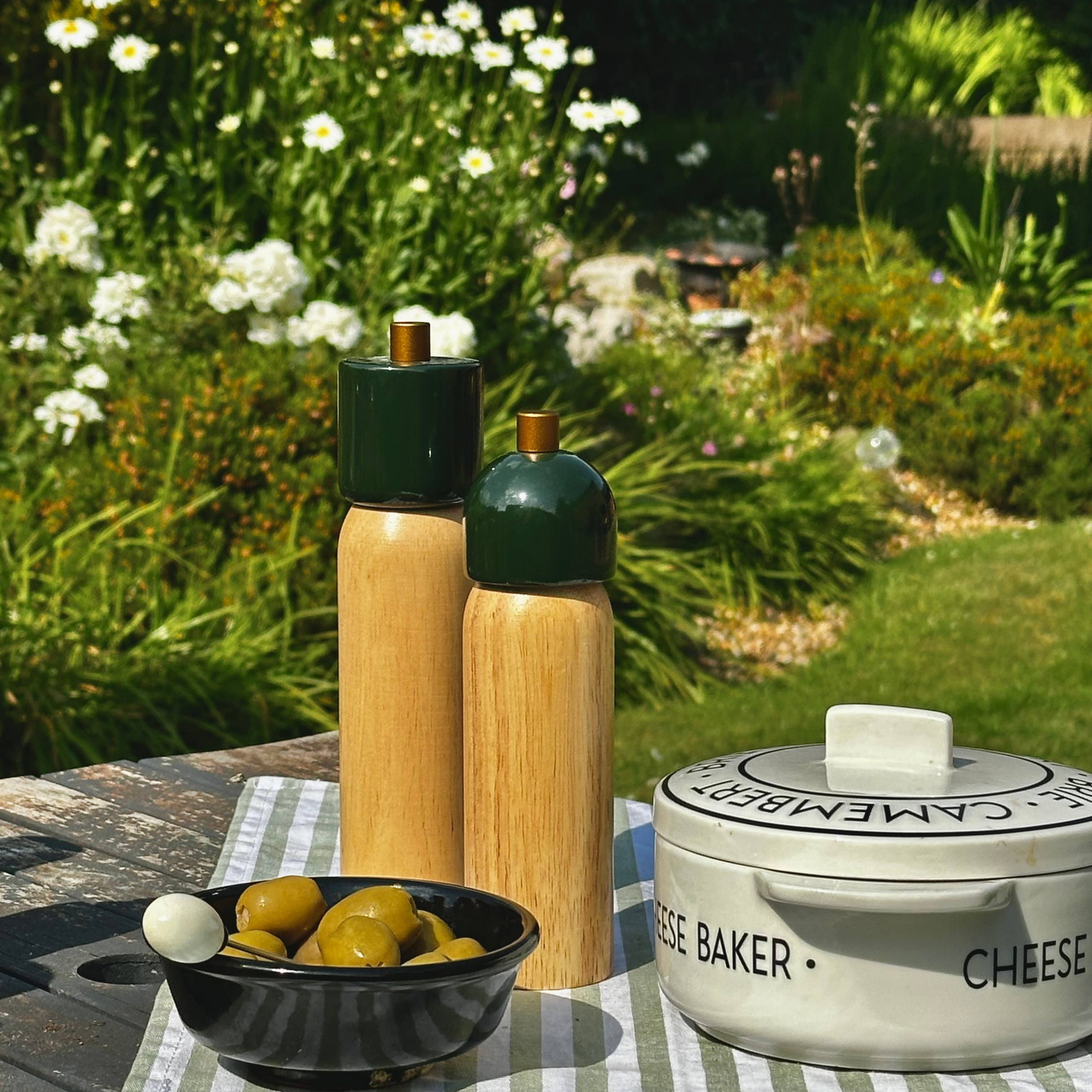 Salt & Pepper Grinder - Green & Gold
