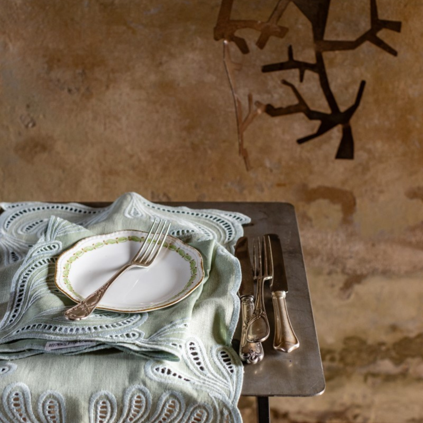 Tecla Linen Placemat - Set of 4