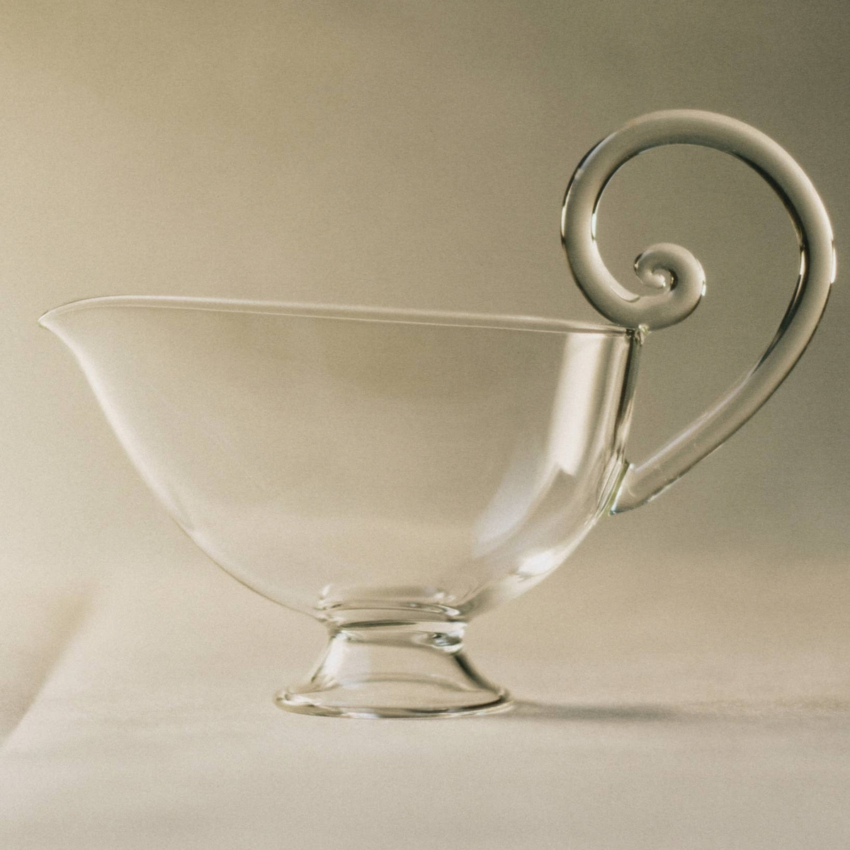 Clear Sauciere