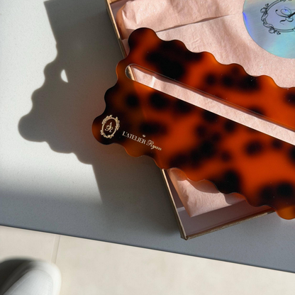 Tortoiseshell Mahjong Line Reader with Gold