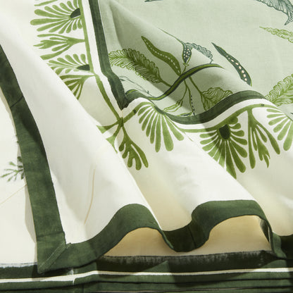 Tulleries Evergreen Tablecloth