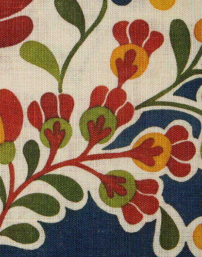 Windflower Placée Tablecloth in Bordeaux