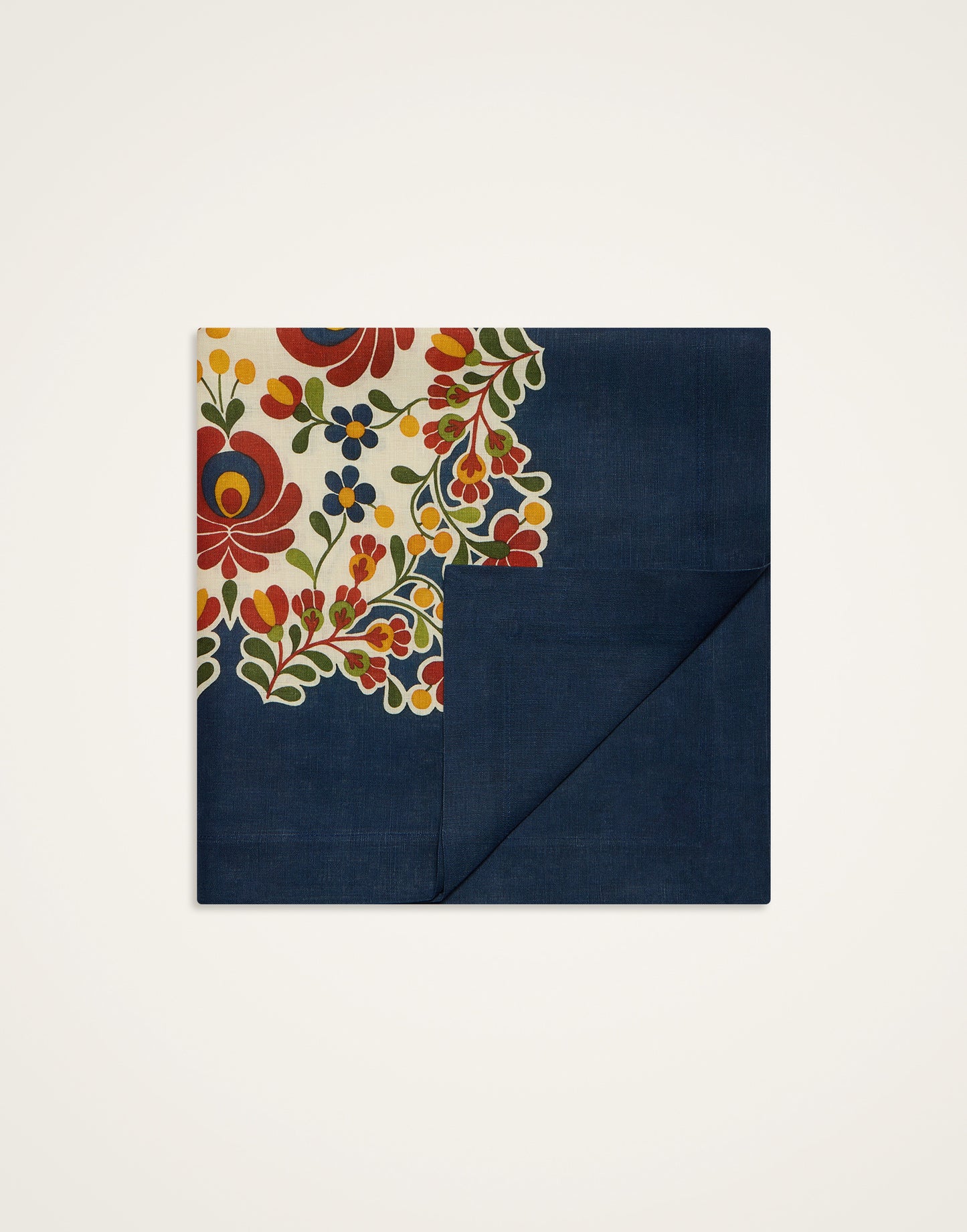 Windflower Placée Tablecloth in Bordeaux