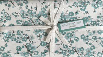 Blossom Table Runner - Hosted by Kelly Gaudreau