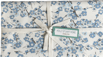 Blossom Table Runner - Hosted by Kelly Gaudreau