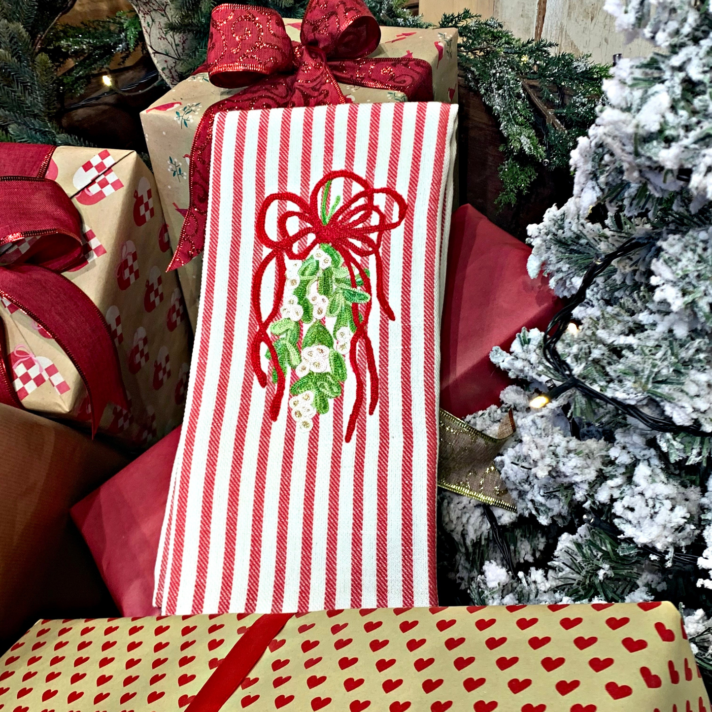 Mistletoe Embroidered Pomelo Kitchen Towel - Red