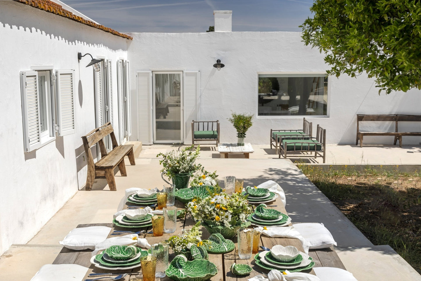 Cabbage Leaf Cake Stand - Hosted by Kelly Gaudreau