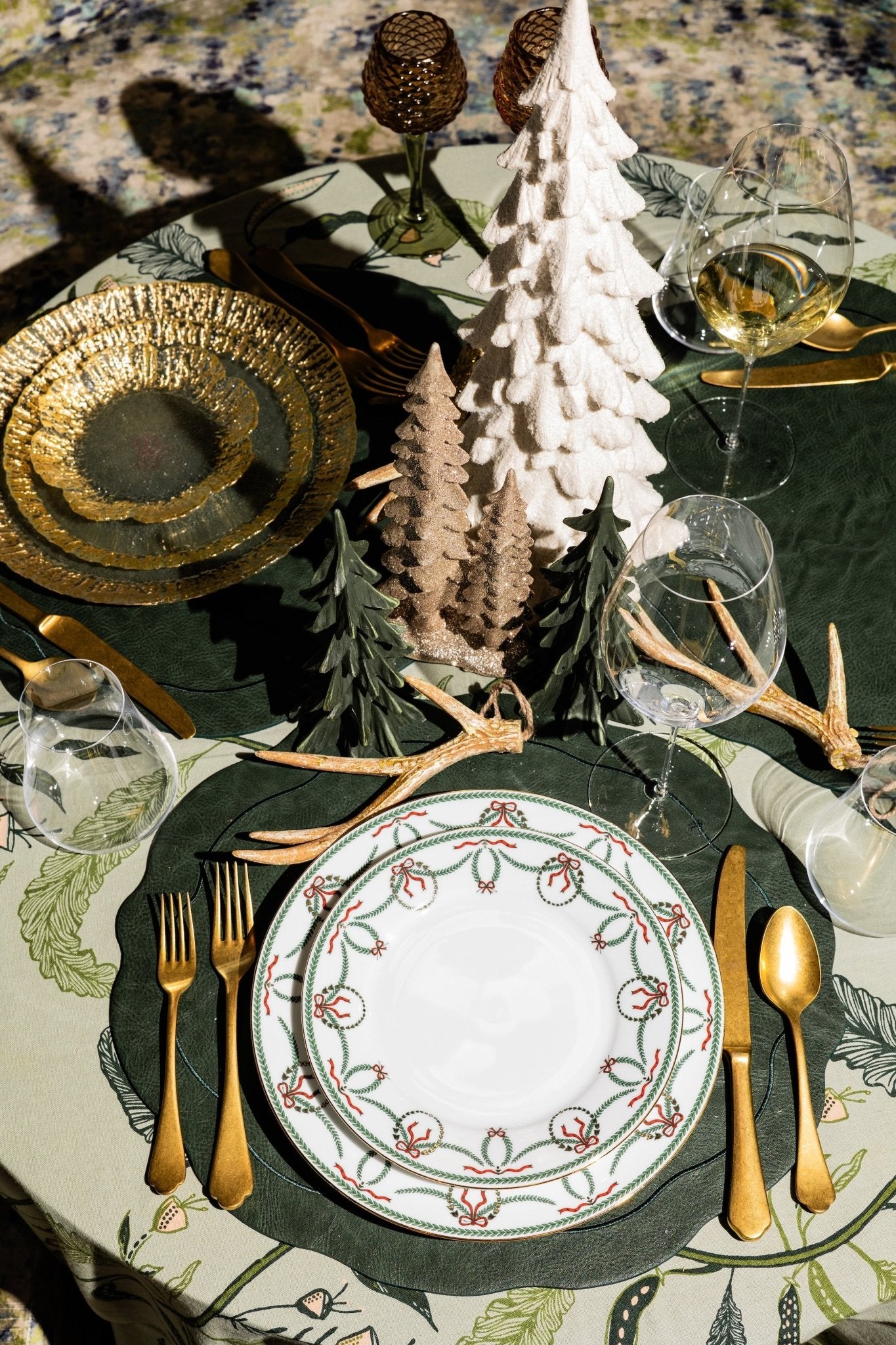 Cheverny Noël Dinner Plate - Hosted by Kelly Gaudreau