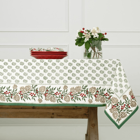 Christmas Garland Tablecloth - Hosted by Kelly Gaudreau