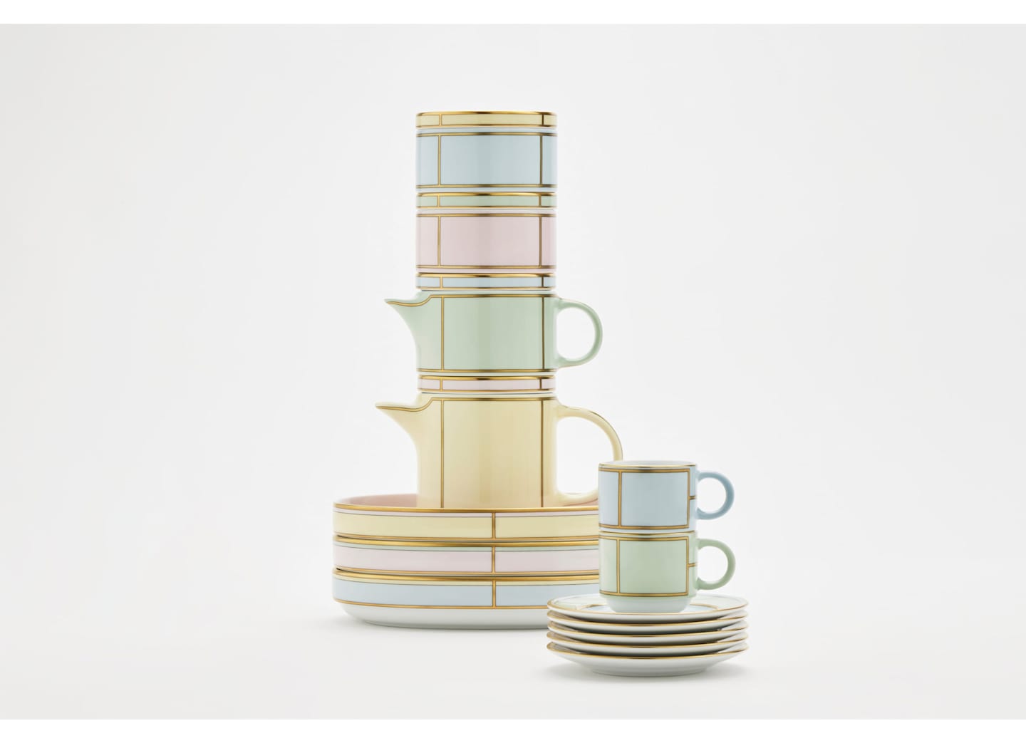Colonna Milk Jug - Hosted by Kelly Gaudreau
