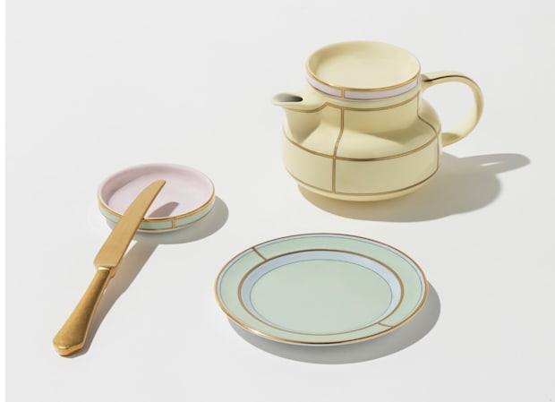 Colonna Teapot With Lid - Hosted by Kelly Gaudreau