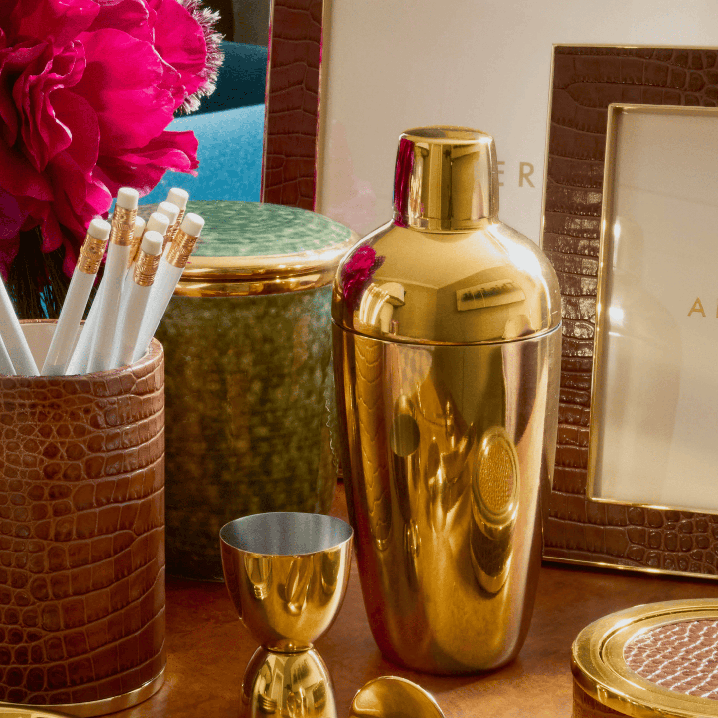 Fausto Jigger and Shaker Set - Hosted by Kelly Gaudreau