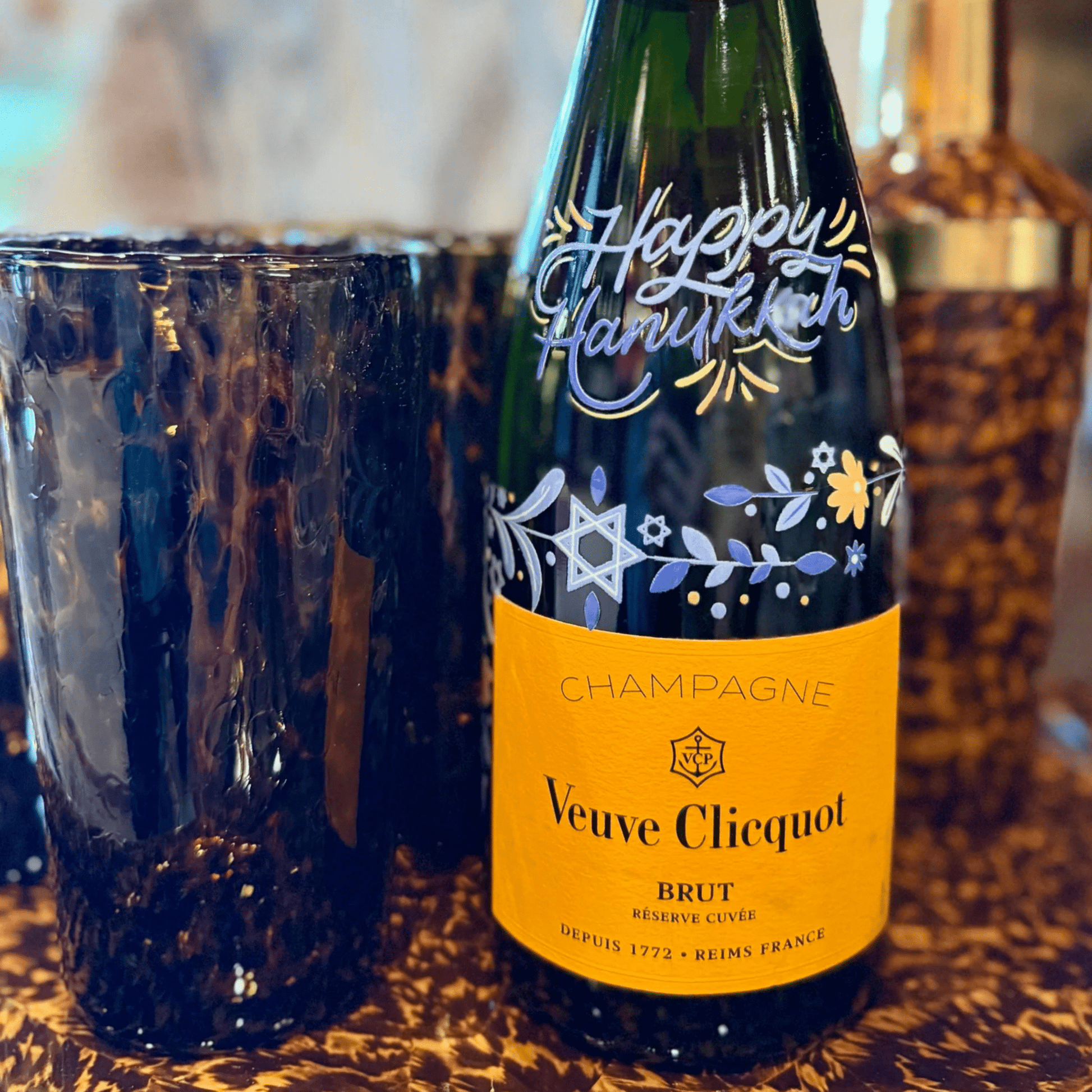 "Happy Hanukkah" Beverage Art - Hosted by Kelly Gaudreau