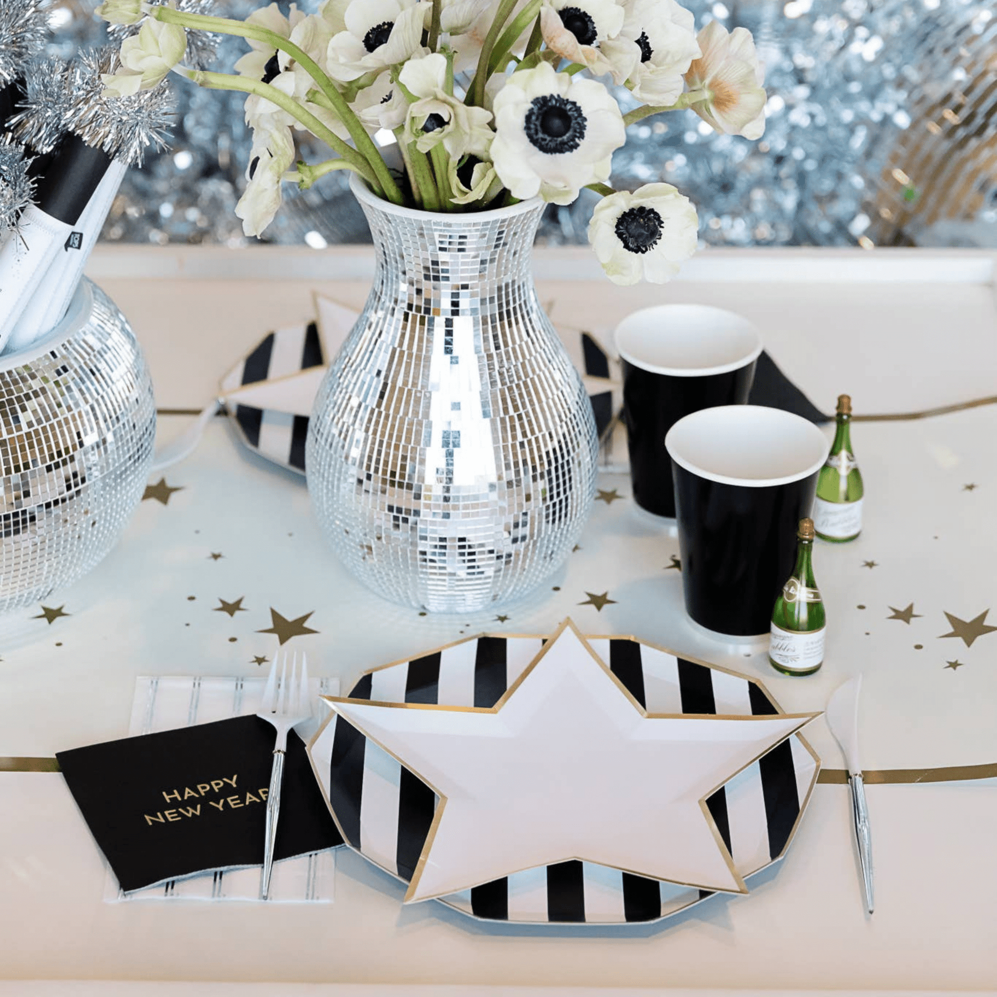 Happy New Year Cocktail Napkins - Pack of 20 - Hosted by Kelly Gaudreau