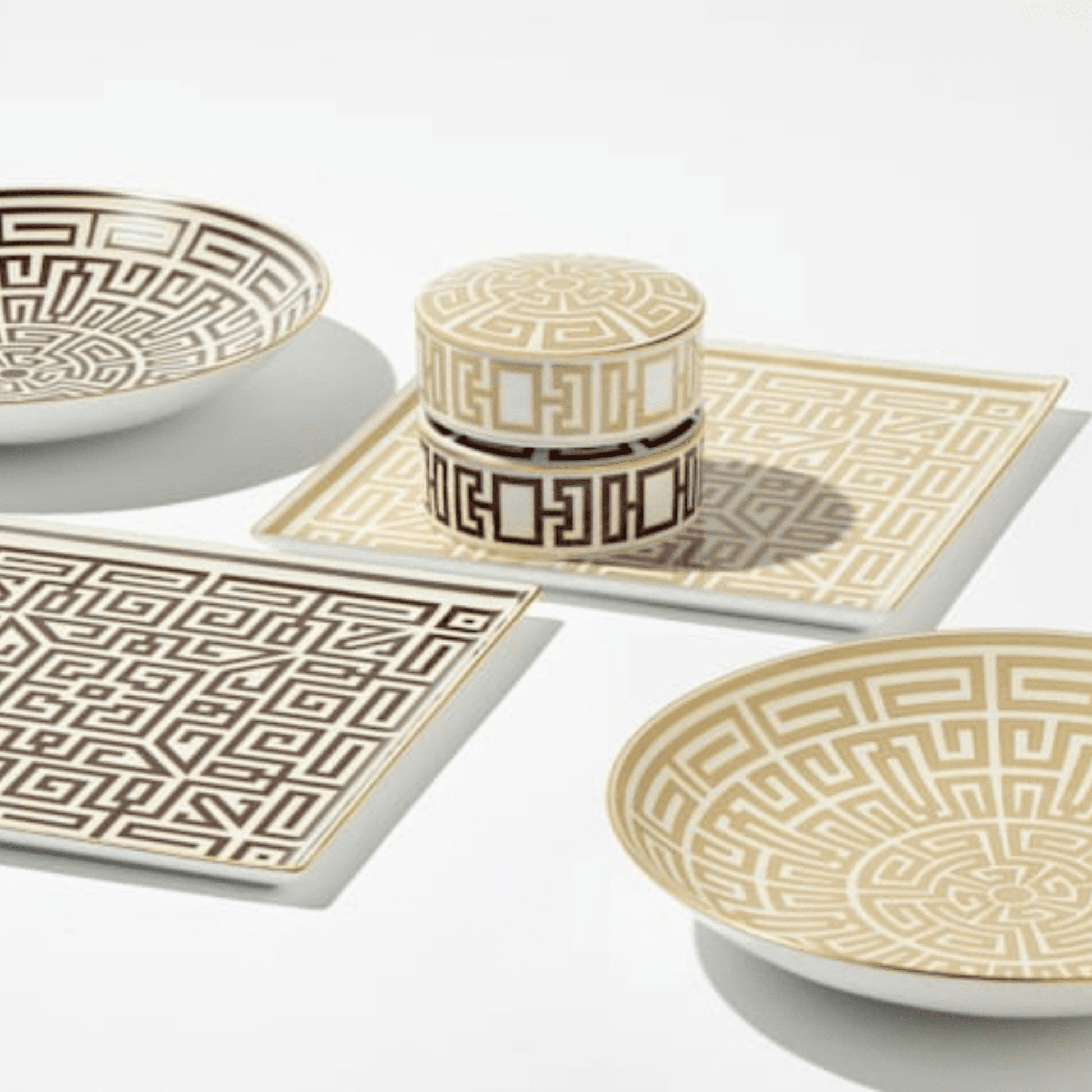 Labirinto Oggetti Round Trinket Box with Cover - Hosted by Kelly Gaudreau