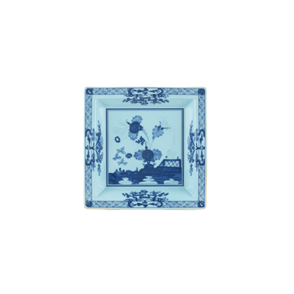 Large Change Tray Iris - Hosted by Kelly Gaudreau