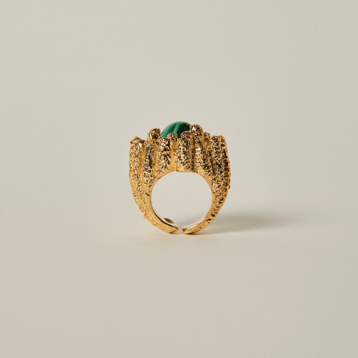 Lia Ring - Hosted by Kelly Gaudreau