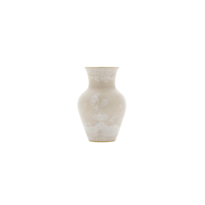 Ming Vase in Meringa - Hosted by Kelly Gaudreau