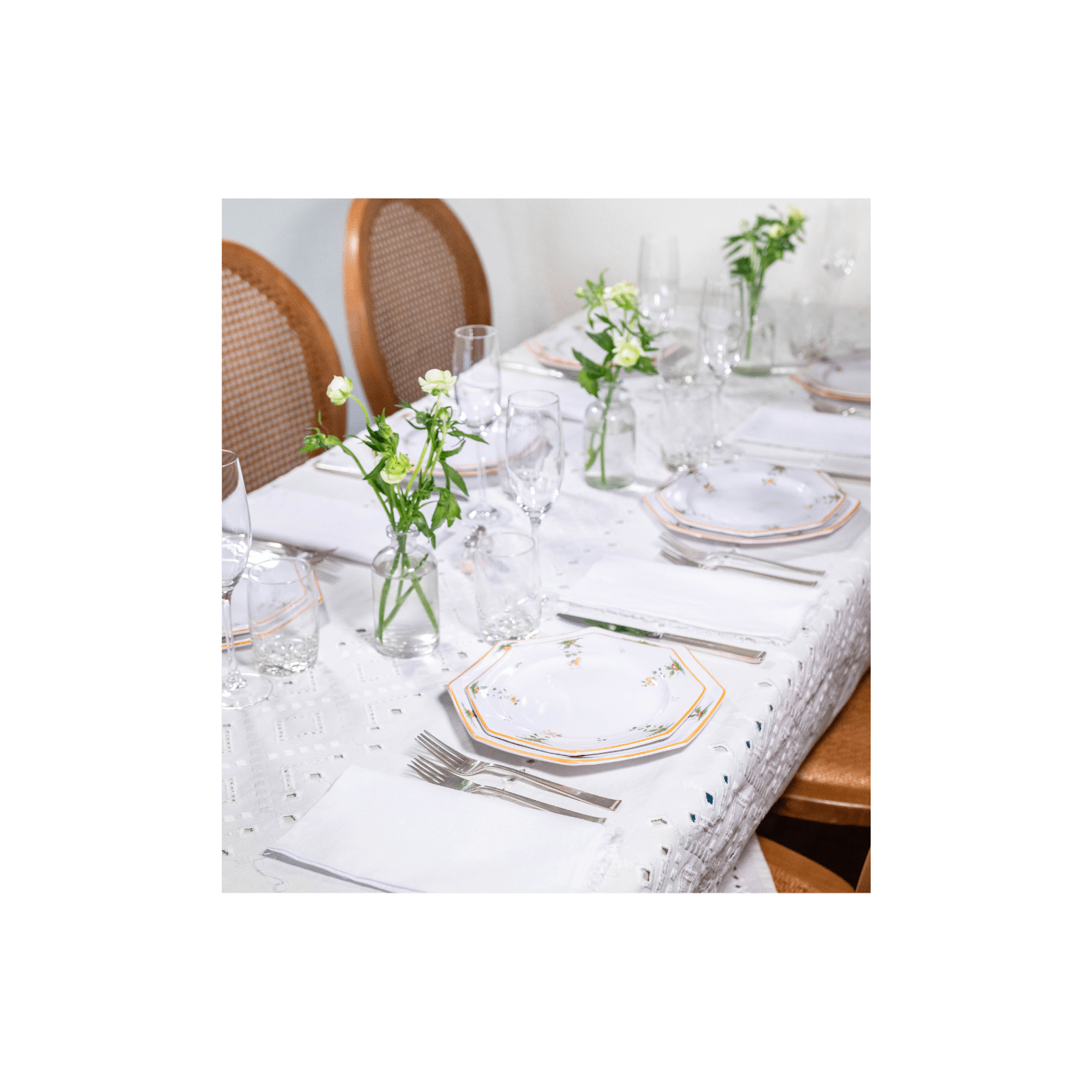 Ojete White Tablecloth - Hosted by Kelly Gaudreau