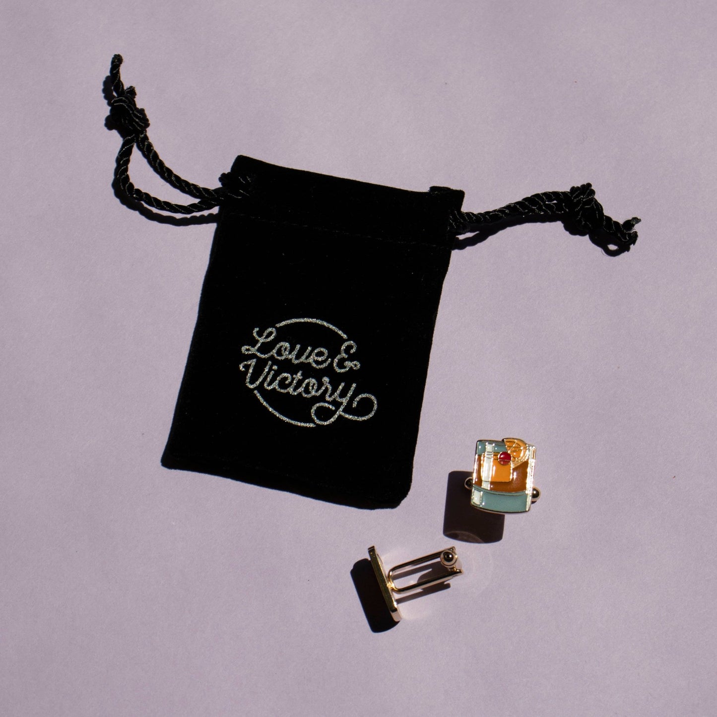 Old Fashioned Cufflinks - Hosted by Kelly Gaudreau