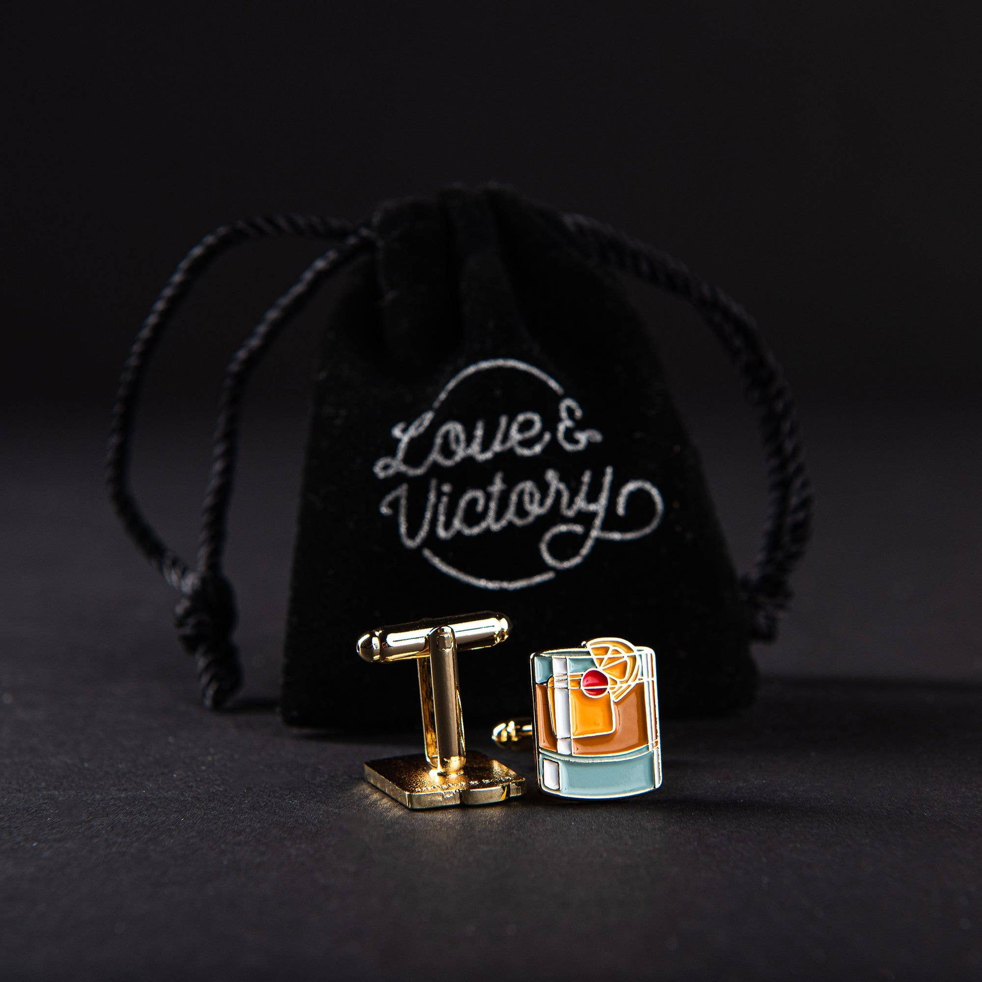 Old Fashioned Cufflinks - Hosted by Kelly Gaudreau
