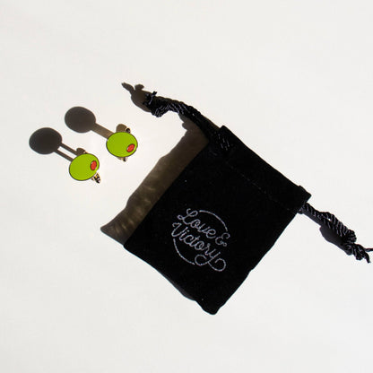 Olive Cufflinks - Hosted by Kelly Gaudreau